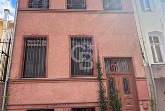 Ortaköyde Komple Bina | Yenilenmiş, Çok Amaçlı Kullanıma Uygun - 10 - 346987