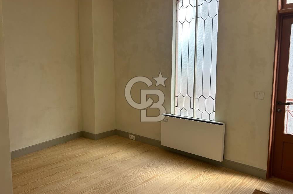 Ortaköyde Yenilenmiş Müstakil Bina | Bahçeli, 2 Girişli, Özgün