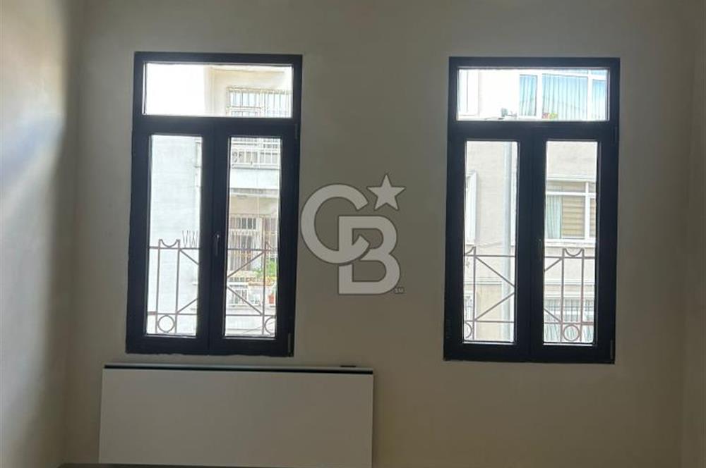 Ortaköyde Komple Bina | Yenilenmiş, Çok Amaçlı Kullanıma Uygun