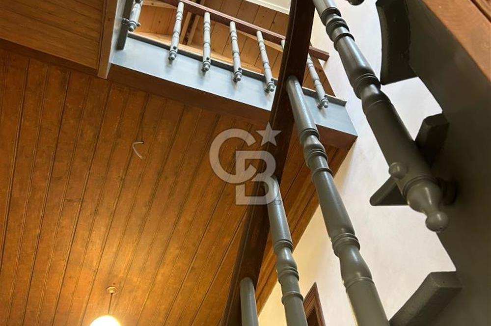 Ortaköyde Komple Bina | Yenilenmiş, Çok Amaçlı Kullanıma Uygun