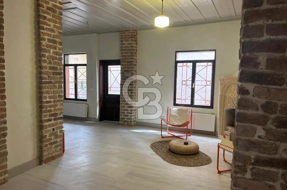 Ortaköyde Yenilenmiş Müstakil Bina | Bahçeli, 2 Girişli, Özgün