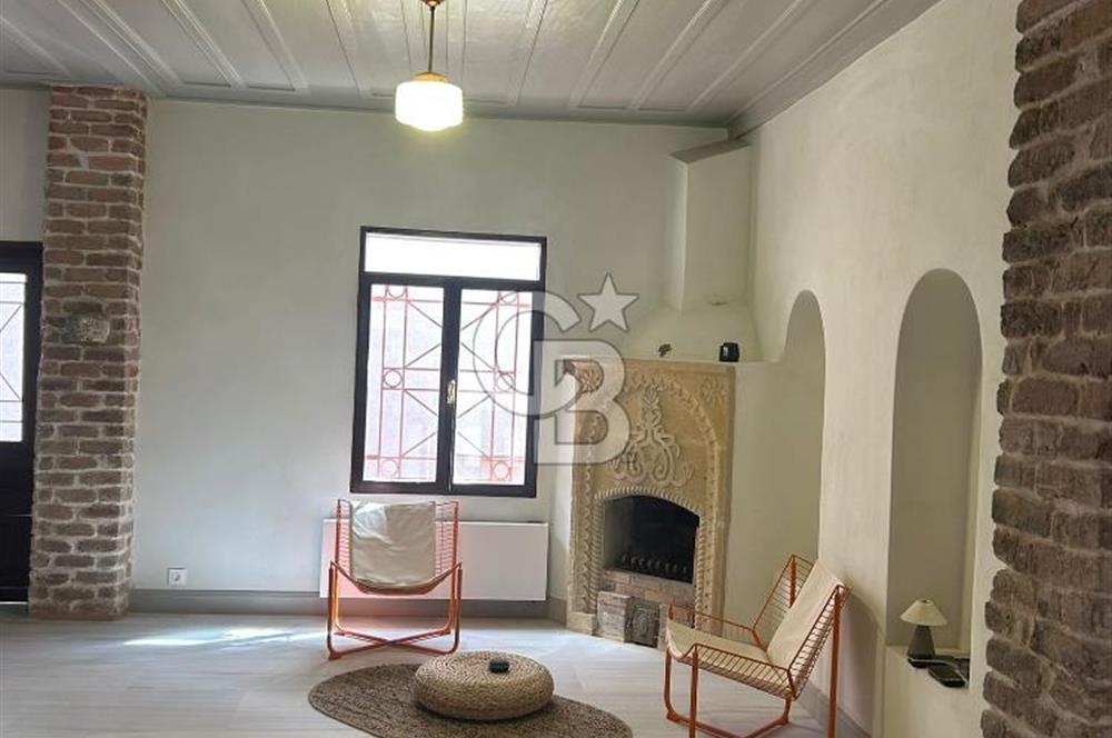 Ortaköyde Komple Bina | Yenilenmiş, Çok Amaçlı Kullanıma Uygun