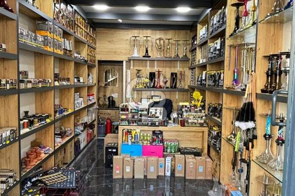 SURCADDE’DE SATILIK TERASLI DÜKKAN