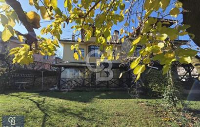 KARTEPE MAŞUKİYE SİTEİÇİ GÖL MANZARALI KİRALIK 5+1 BAHÇELİ VİLLA