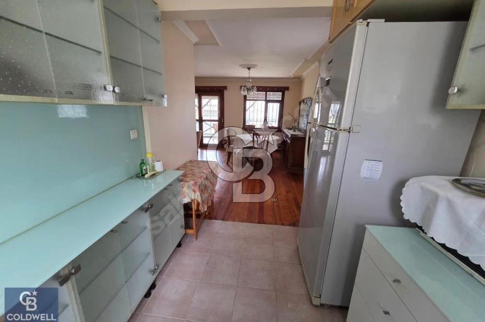 KARTEPE MAŞUKİYE SİTEİÇİ GÖL MANZARALI KİRALIK 5+1 BAHÇELİ VİLLA