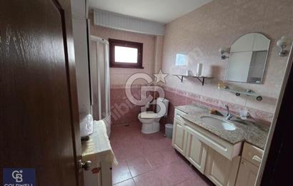 KARTEPE MAŞUKİYE SİTEİÇİ GÖL MANZARALI KİRALIK 5+1 BAHÇELİ VİLLA