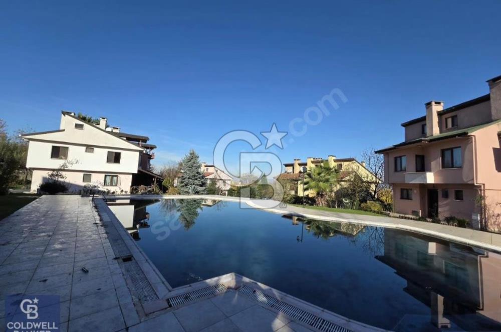 KARTEPE MAŞUKİYE SİTEİÇİ GÖL MANZARALI KİRALIK 5+1 BAHÇELİ VİLLA