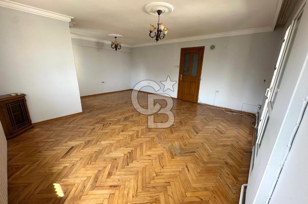Karşıyaka Bahçelievler Cevdet Bilsay Caddesinde 3+1 KiralıkDaire
