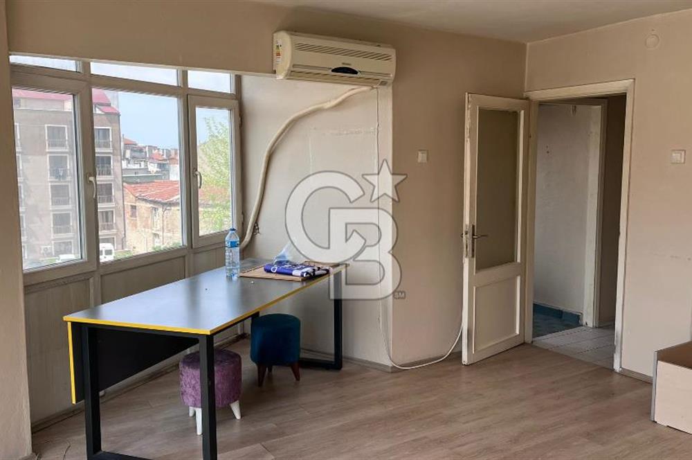 Bursa Merkezde Uygun Fiyatlı 2+1 - Oturum & Yatırım Fırsatı
