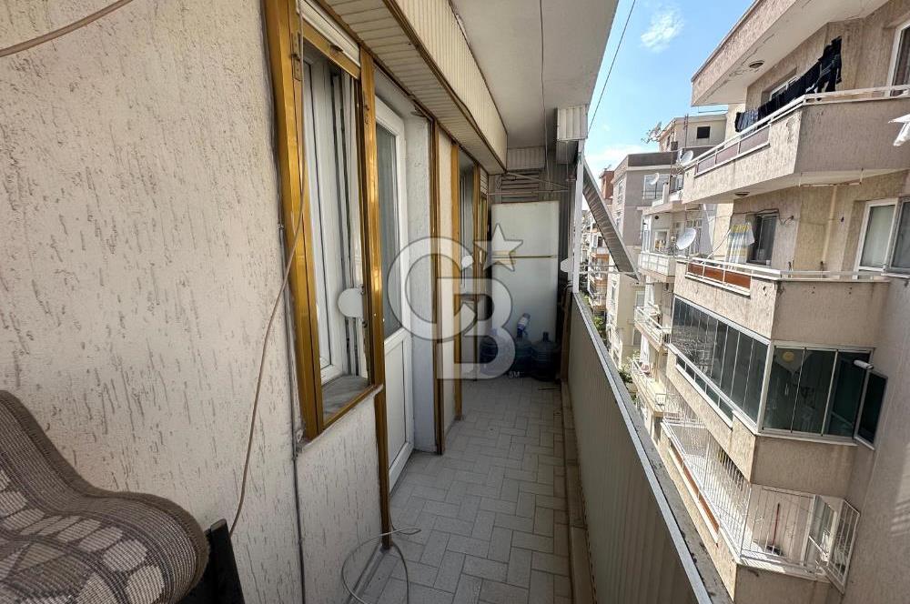 Karşıyaka Bahçelievler Cevdet Bilsay Caddesinde 3+1 KiralıkDaire