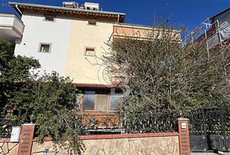 SEFERİHİSAR ÜRKMEZ SATILIK 3+1 VİLLA - 1 - 347045