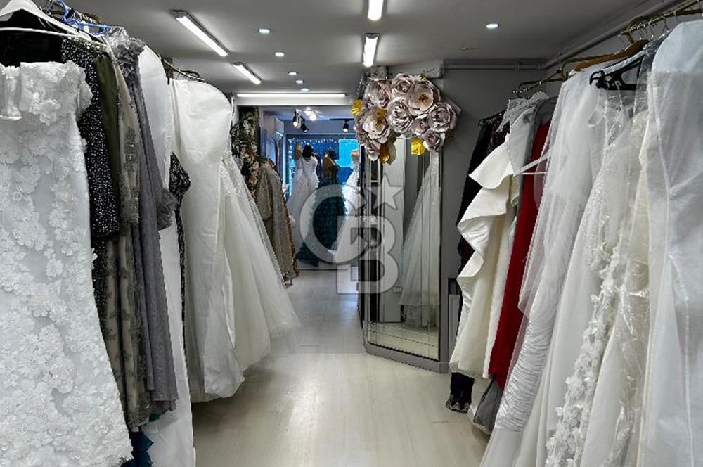 Şişli Hacı Mansur Sokakta devren kiralık gelinlik dükkanı 