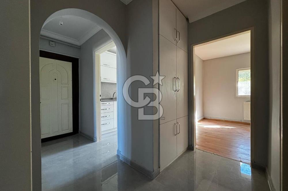 Evka-2 'de Deniz Manzaralı, Aydınlık, Tadilatlı Kiralık 2+1 Daire