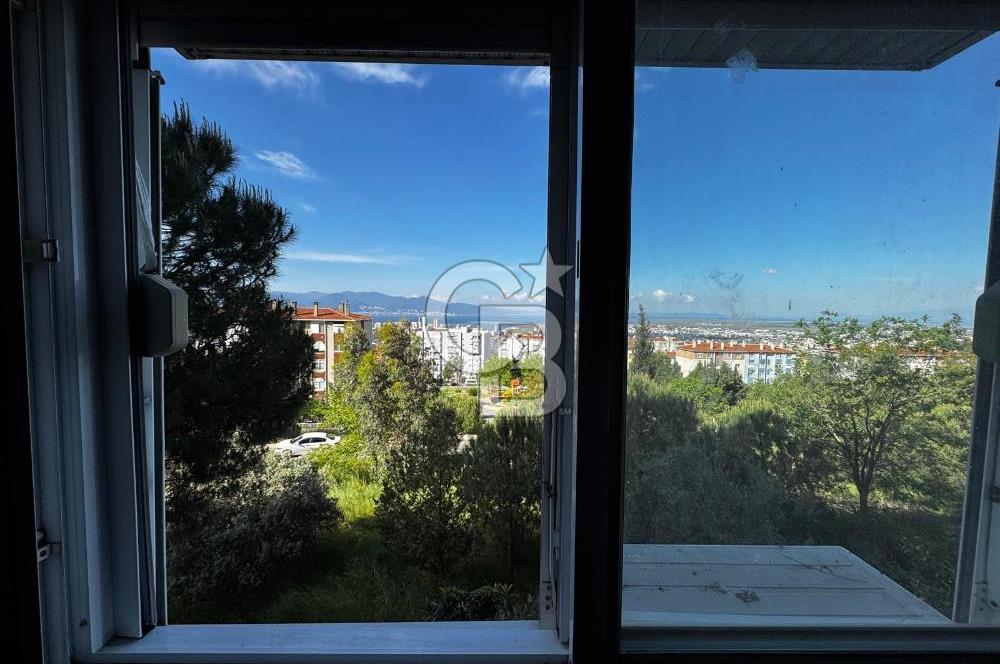 Evka-2 'de Deniz Manzaralı, Aydınlık, Tadilatlı Kiralık 2+1 Daire