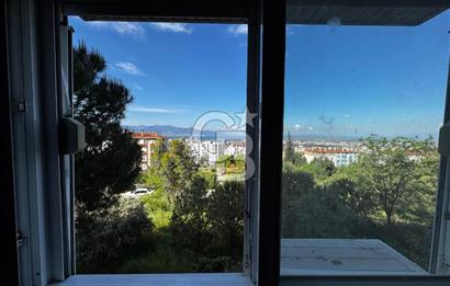 Evka-2 'de Deniz Manzaralı, Aydınlık, Tadilatlı Kiralık 2+1 Daire