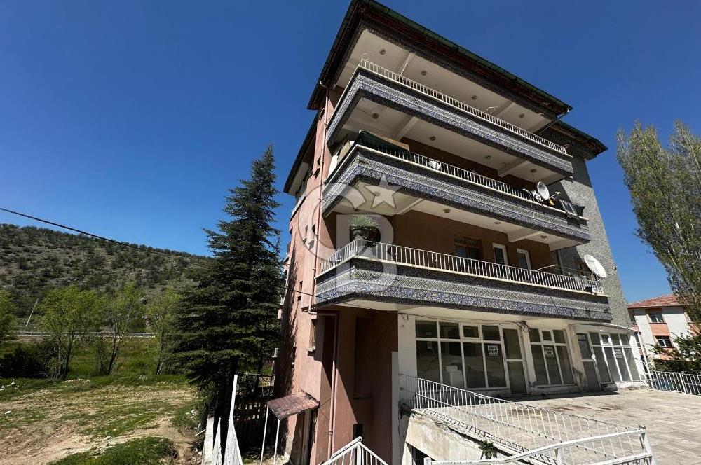 LALAHAN ATATÜRK CADDESİ ÜZERİ YOLA CEPHE KOMPLE SATILIK BİNA