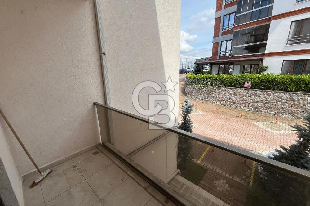 BAŞİSKELE FATİH MAH ÜSTPARK YUVACIK SİTESİ 2+1 ARAKAT SATILIK
