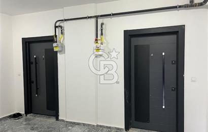 BAŞİSKELE YAYLACIK MAH MERKEZİ KONUMDA 1+1 GENİŞ TERS DUBLEKS