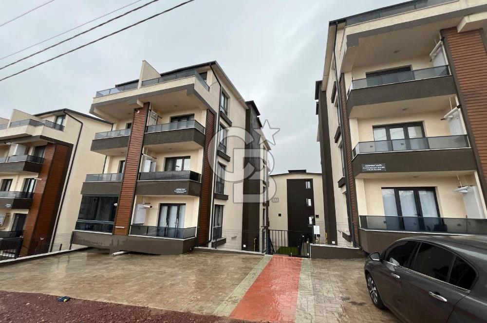 BAŞİSKELE YAYLACIK MAH MERKEZİ KONUMDA 1+1 GENİŞ TERS DUBLEKS