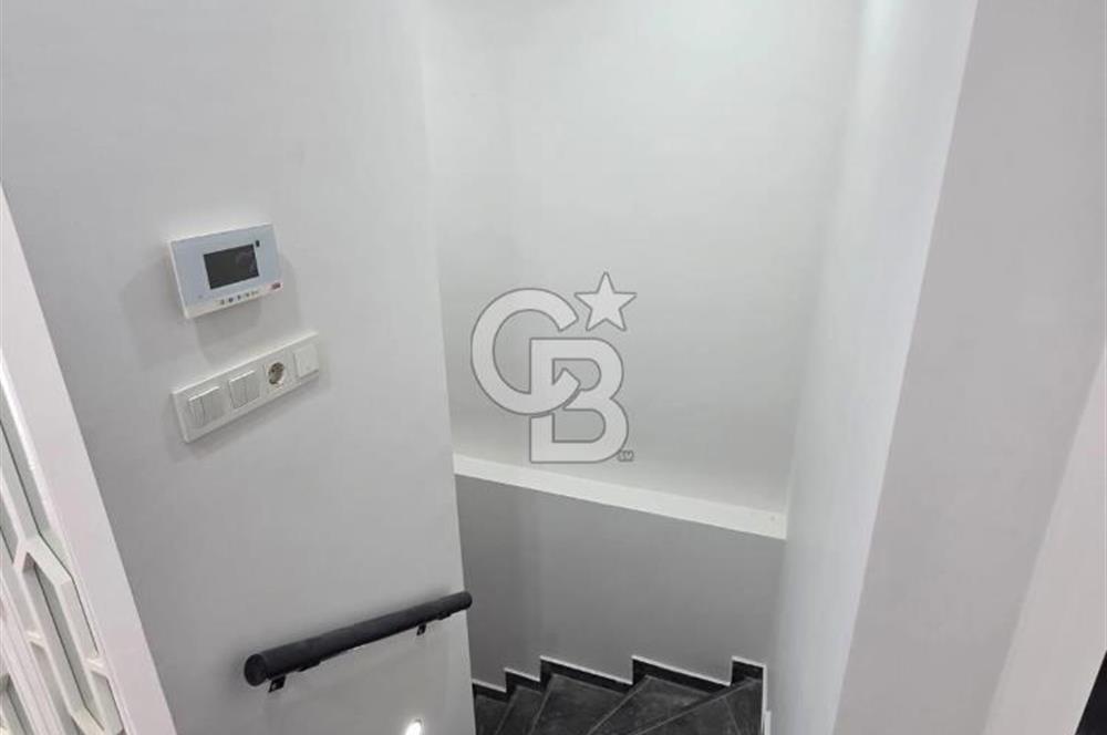 BAŞİSKELE YAYLACIK MAH MERKEZİ KONUMDA 1+1 GENİŞ TERS DUBLEKS