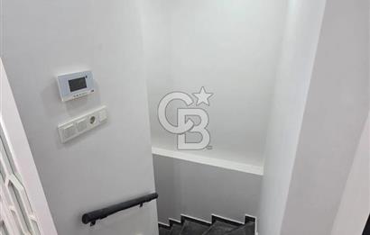 BAŞİSKELE YAYLACIK MAH MERKEZİ KONUMDA 1+1 GENİŞ TERS DUBLEKS