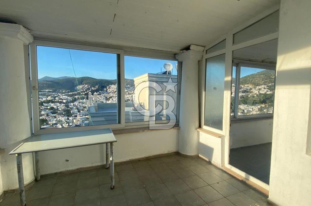 Bodrum Umurça'da Deniz Manzaralı 6+3 Satılık Müstakil Ev
