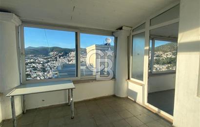 Bodrum Umurça'da Deniz Manzaralı 6+3 Satılık Müstakil Ev