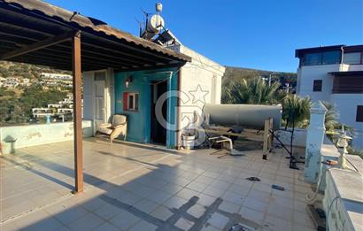 Bodrum Umurça'da Deniz Manzaralı 6+3 Satılık Müstakil Ev