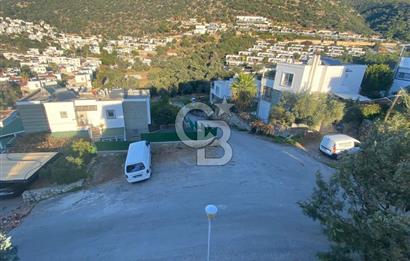Bodrum Umurça'da Deniz Manzaralı 6+3 Satılık Müstakil Ev