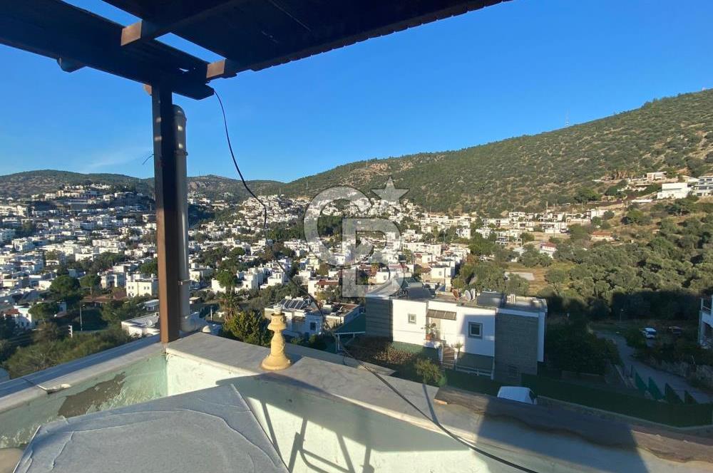 Bodrum Umurça'da Deniz Manzaralı 6+3 Satılık Müstakil Ev