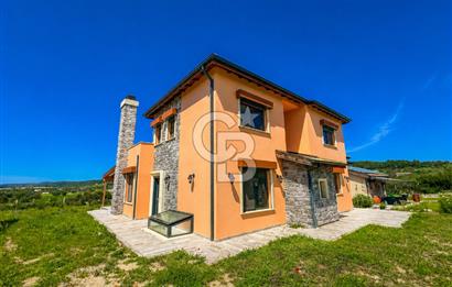 URLA İÇMELER 'DE 7+2 KİRALIK VİLLA