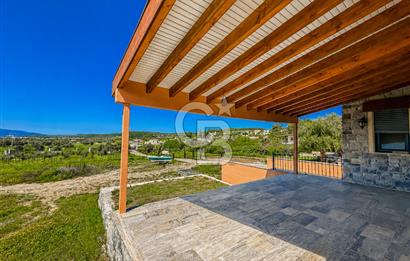 URLA İÇMELER 'DE 7+2 KİRALIK VİLLA