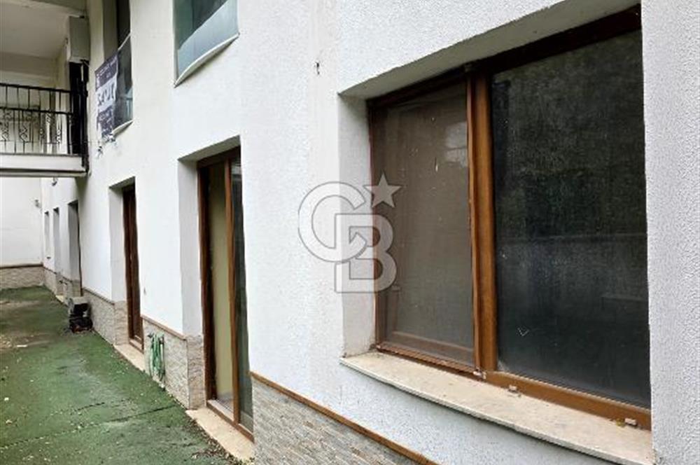 Bornovada müstakil tadında: 30m² bahçeli,4+1