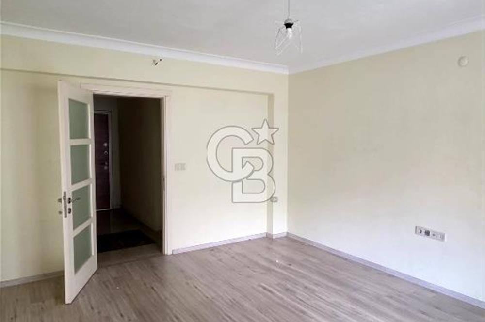 Bornovada müstakil tadında: 30m² bahçeli,4+1