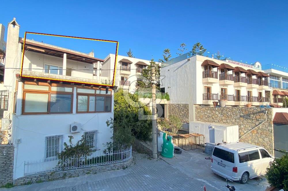 Bodrum Kumbahçe Deniz  Ve Kale Manzaralı 3+1 Bahçe Dubleks