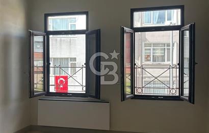 Ortaköy Taşbasamak ta Tamamen Yenilenmiş 6+1 Tarihi Bina