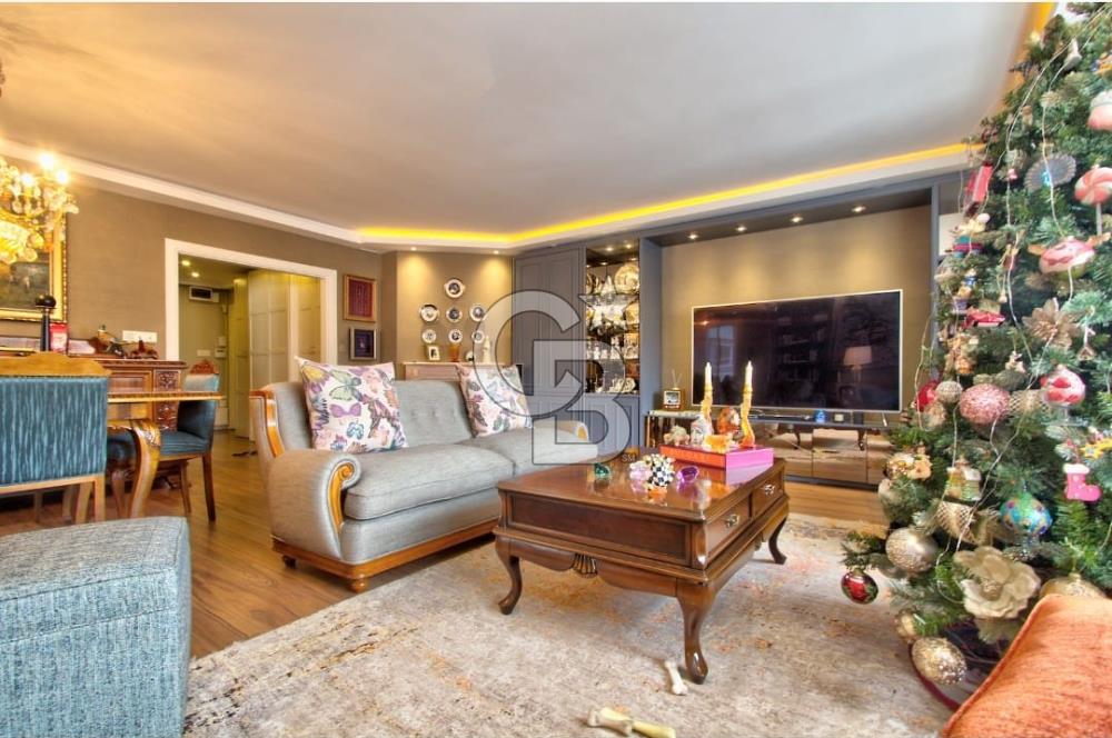 Ulus Arkheon Sitesinde Satılık 6+1 Çatı Dubleksi 