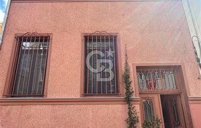 Ortaköy Taşbasamak ta Tamamen Yenilenmiş 6+1 Tarihi Bina