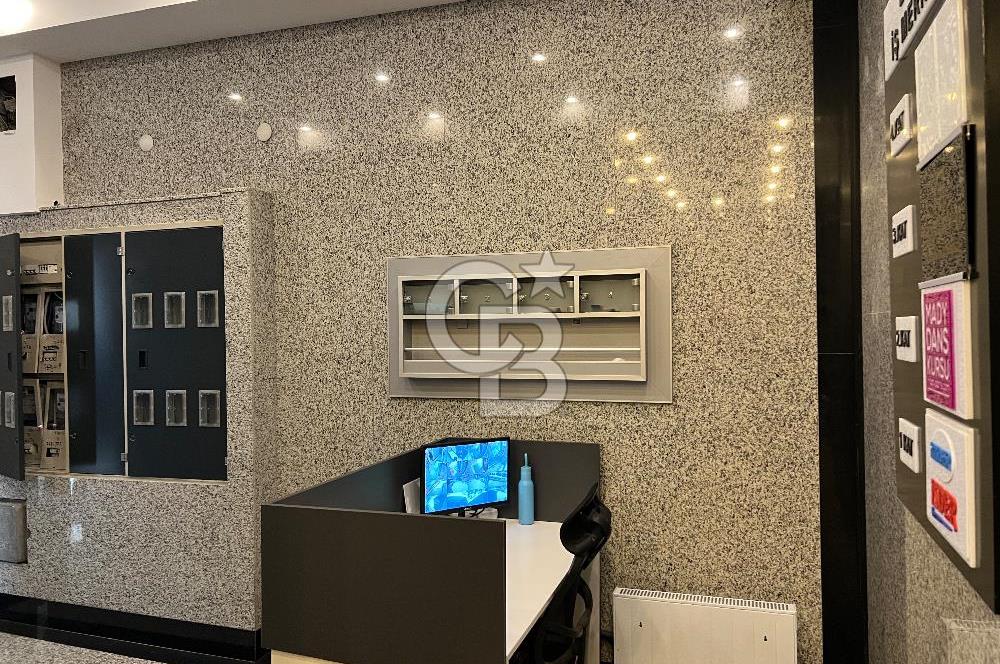 MALTEPE E5 SET ÜSTÜNDE KIRALIK 430 M2 PLAZA KATI OFIS