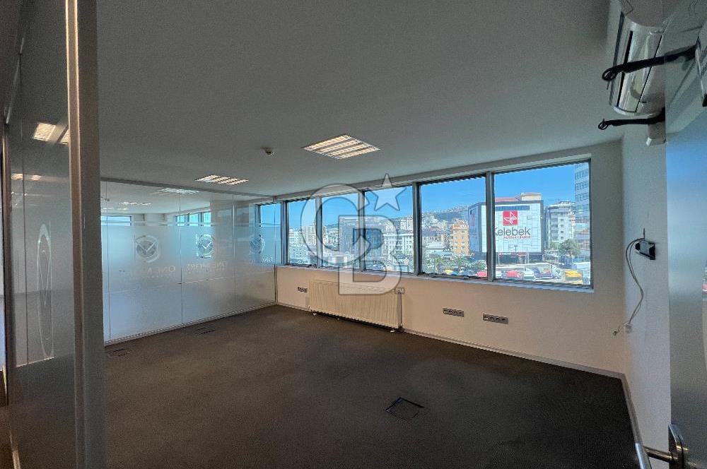 MALTEPE E5 SET ÜSTÜNDE KIRALIK 430 M2 PLAZA KATI OFIS