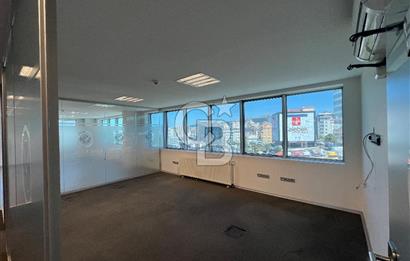MALTEPE E5 SET ÜSTÜNDE KIRALIK 430 M2 PLAZA KATI OFIS