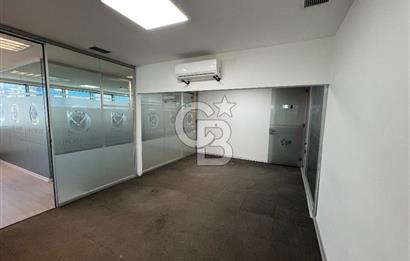 MALTEPE E5 SET ÜSTÜNDE KIRALIK 430 M2 PLAZA KATI OFIS
