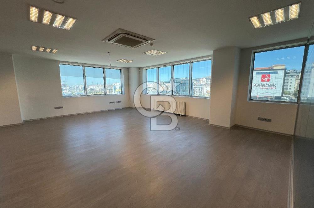 MALTEPE E5 SET ÜSTÜNDE KIRALIK 430 M2 PLAZA KATI OFIS