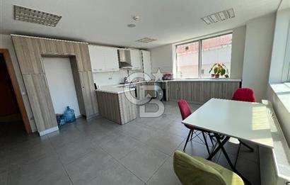MALTEPE E5 SET ÜSTÜNDE KIRALIK 430 M2 PLAZA KATI OFIS