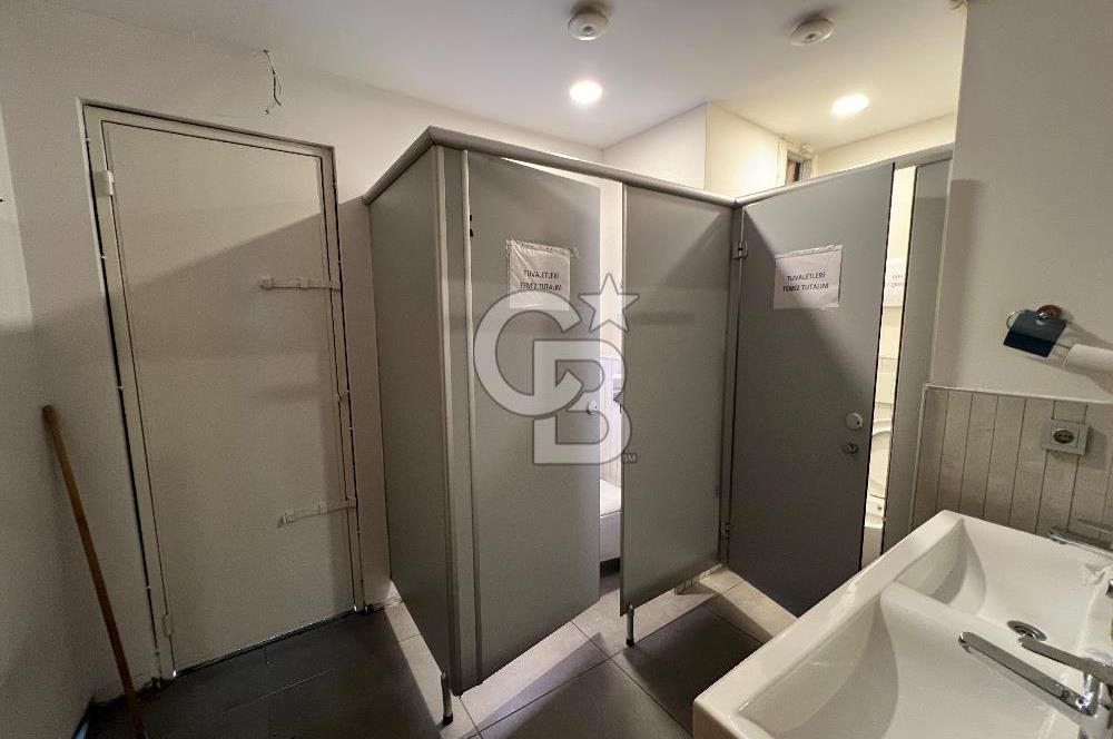 MALTEPE E5 SET ÜSTÜNDE KIRALIK 430 M2 PLAZA KATI OFIS