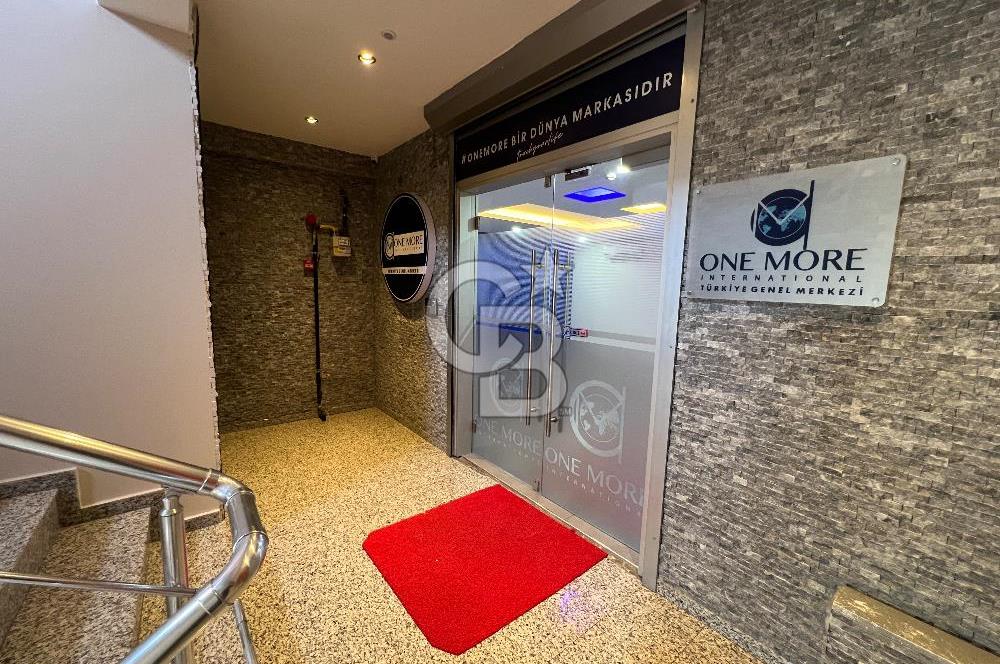 MALTEPE E5 SET ÜSTÜNDE KIRALIK 430 M2 PLAZA KATI OFIS
