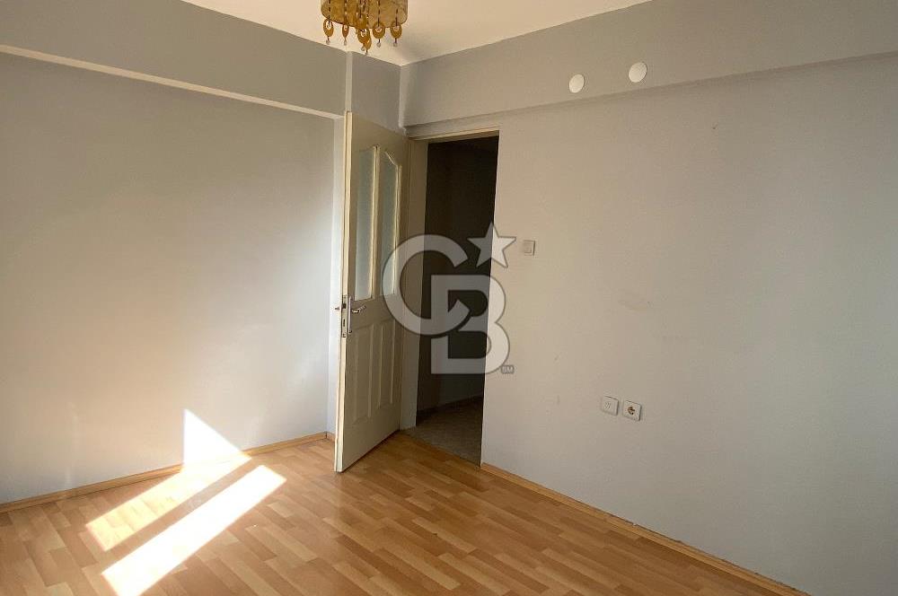 Menemen 30 Ağustos Mahallesi Şirinyurt Sitesi 3+1 Satılık Daire