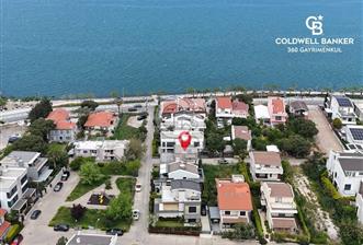 NARLIDERE ALTIEVLER’DE ÖNÜ AÇIK, KESİNTİSİZ DENİZ MANZARALI LÜKS VİLLA - 9 - 347070