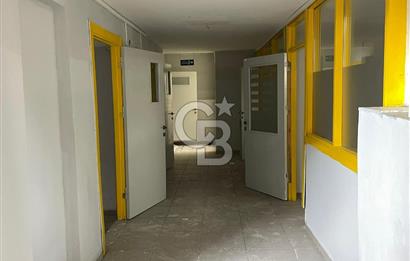 GÜZELYALIDA EĞİTİM RUHSATLI 4 KATLI 16 ODALI KURUMSAL İŞYERİ