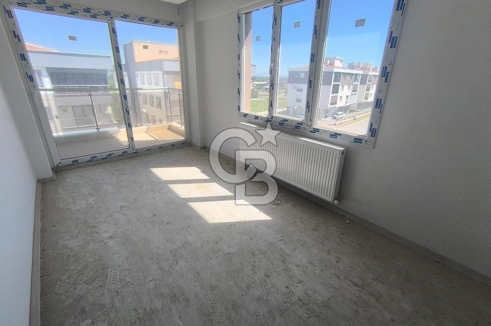 MANİSA MURADİYE EVRENOSTA 1 YAŞINDA 3+1 GENİŞ AYDINLIK DAİRE